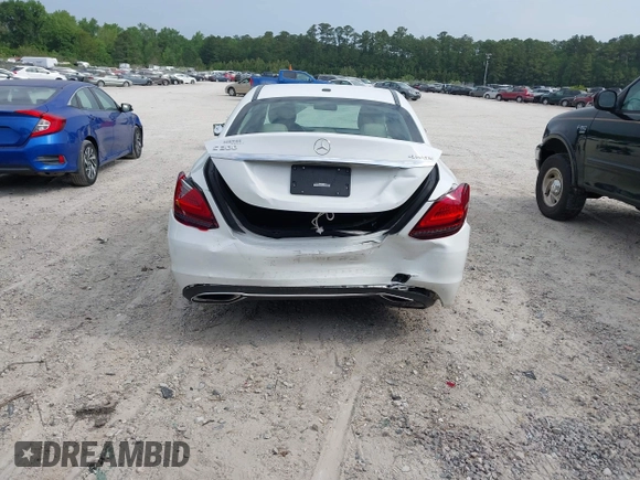 2019 Mercedes-Benz C C 300 with VIN 55SWF8EB9KU311723, listed as a IAAI auction lot 42085916 with 47,780 mi miles. Bid and sale history available at carsss.com. Image 6.