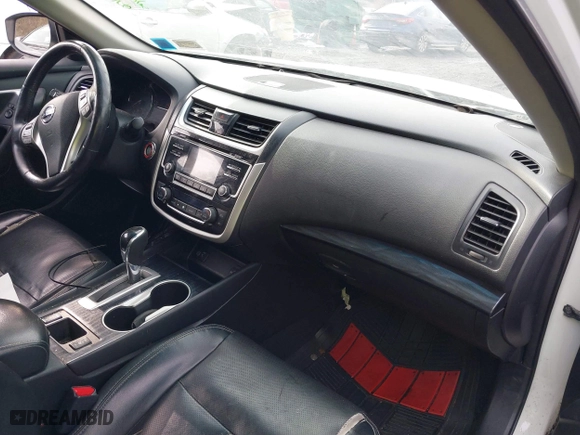 2018 Nissan Altima 2.5 SV with VIN 1N4AL3AP7JC188336, listed as a IAAI auction lot 41460697 with 158,008 mi miles. Bid and sale history available at carsss.com. Image 5.