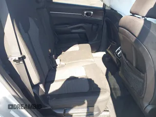 2021 Kia Sorento LX with VIN 5XYRG4LC2MG021724, listed as a IAAI auction lot 42548408 with 162,334 mi miles and . Bid and sale history available at DreamBid. Image 8.