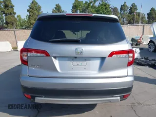 2021 Honda Pilot EX with VIN 5FNYF5H37MB014384, listed as a IAAI auction lot 42412500 with 36,934 mi miles and . Bid and sale history available at DreamBid. Image 17.