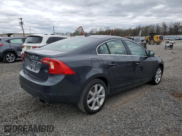 2016 Volvo S60 T5 Drive-E Premier z VIN YV126MFK9G2406956, wystawiony jako Copart lot #53336155 z przebiegiem 147 915 mil mil oraz Czysty tytuł • Clean title. Historia ofert i sprzedaży dostępna na DreamBid. Obrazek 3.