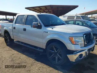 2014 Ford F-150 XL with VIN 1FTFW1CF5EKF26442, listed as a IAAI auction lot 41484912 with 195,263 mi miles. Bid and sale history available at carsss.com. Image 1.