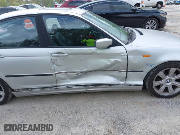 2003 BMW 3 Series 325i with VIN WBAEV33403KL79160, listed as a IAAI auction lot 42123846 with 200,406 mi miles and . Bid and sale history available at DreamBid. Image 6.