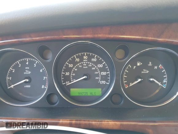 2007 Jaguar XJ with VIN SAJWA71B17SH12746, listed as a IAAI auction lot 41401422 with 99,735 mi miles. Bid and sale history available at carsss.com. Image 7.