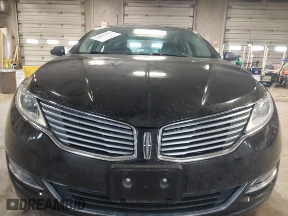 2013 Lincoln MKZ with VIN 3LN6L2J98DR803778, listed as a IAAI auction lot 41651370 with 190,840 mi miles. Bid and sale history available at carsss.com. Image 12.