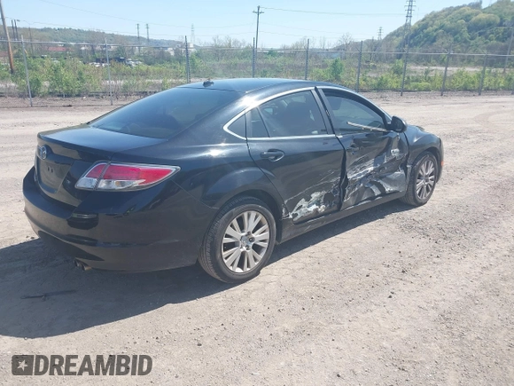 2009 Mazda 6 i Touring with VIN 1YVHP82A395M16573, listed as a IAAI auction lot 42122769 with 137,763 mi miles and . Bid and sale history available at carsss.com. Image 4.
