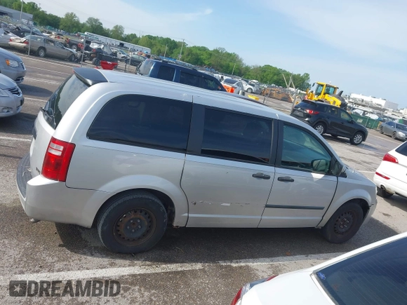 2008 Dodge Grand Caravan SE with VIN 1D8HN44H68B100343, listed as a IAAI auction lot 42126581 with 228,669 mi miles and . Bid and sale history available at DreamBid. Image 13.