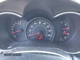 2014 Kia Sorento LX with VIN 5XYKTDA73EG471659, listed as a IAAI auction lot 41704991 with 118,617 mi miles. Bid and sale history available at carsss.com. Image 7.