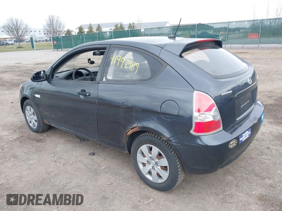 2008 Hyundai Accent GS with VIN KMHCM36C18U091400, listed as a IAAI auction lot 41942989 with 179,072 mi miles. Bid and sale history available at carsss.com. Image 3.