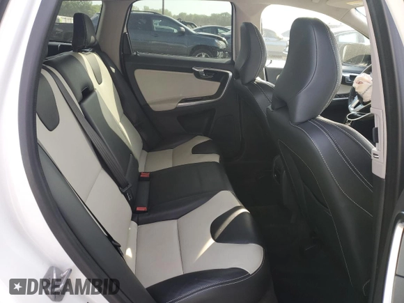 2017 Volvo XC60 Dynamic with VIN YV440MDRXH2071771, listed as a Copart auction lot 56673365 with 62,637 mi miles and Salvage title. Bid and sale history available at DreamBid. Image 11.