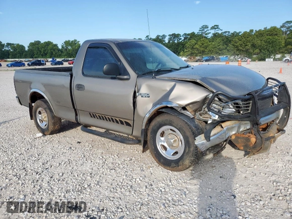 2002 Ford F-150 XL with VIN 1FTRF17232NB22280, listed as a Copart auction lot 62170845 with 216,468 mi miles and Salvage title. Bid and sale history available at DreamBid. Image 4.