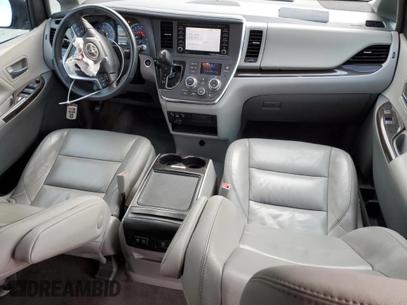 2018 Toyota Sienna XLE Auto Access Seat with VIN 5TDYZ3DC8JS932914, listed as a Copart auction lot 47891655 with 112,009 mi miles and Salvage Title. Bid and sale history available at carsss.com. Image 8.