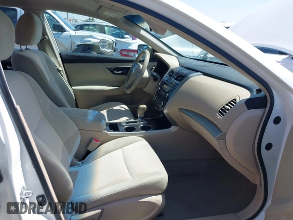 2013 Nissan Altima SV with VIN 1N4AL3APXDC102487, listed as a IAAI auction lot 42179813 with 120,218 mi miles and . Bid and sale history available at carsss.com. Image 5.