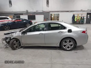 2010 Acura TSX with VIN JH4CU4F48AC000586, listed as a IAAI auction lot 42029688 with 185,143 mi miles. Bid and sale history available at carsss.com. Image 14.