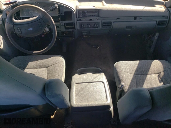 1992 Ford F-250 with VIN 1FTHX25G4NKA19632, listed as a Copart auction lot 71816884 with Not provided miles and Non repairable. Bid and sale history available at DreamBid. Image 8.