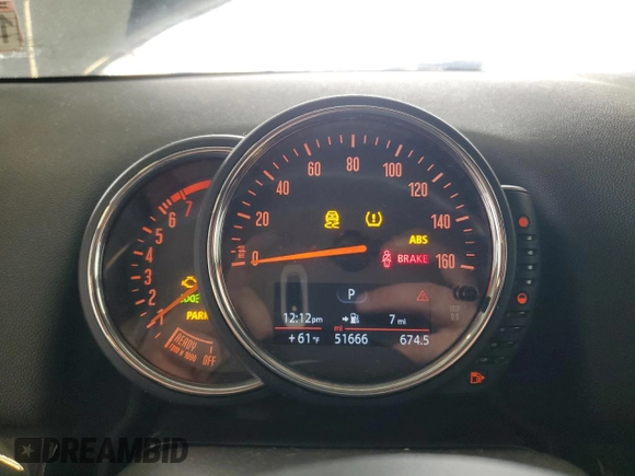 2017 MINI Countryman Cooper with VIN WMZYV5C31H3E02453, listed as a Copart auction lot 72209684 with 51,666 mi miles and Salvage Title. Bid and sale history available at carsss.com. Image 9.