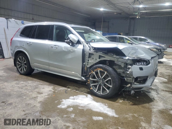 2017 Volvo XC90 Inscription with VIN YV4A22PL0H1140644, listed as a Copart auction lot 45398725 with 83,688 mi miles and Salvage title. Bid and sale history available at DreamBid. Image 4.