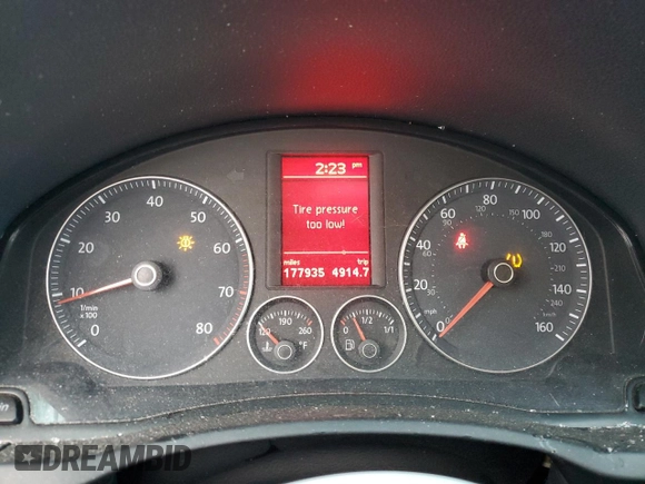 2008 Volkswagen Rabbit with VIN WVWCB71K68W276319, listed as a Copart auction lot 81295164 with 177,935 mi miles and Salvage title. Bid and sale history available at DreamBid. Image 9.