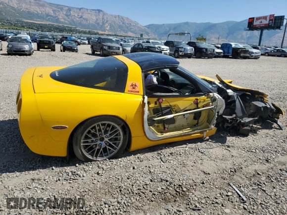 2002 Chevrolet Corvette with VIN 1G1YY22G725124475, listed as a Copart auction lot 70100134 with 0 mi miles and Salvage Title. Bid and sale history available at carsss.com. Image 3.