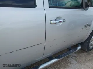 2011 GMC Sierra 1500 SLE with VIN 3GTP1VE05BG361711, listed as a IAAI auction lot 41927412 with 105,095 mi miles. Bid and sale history available at carsss.com. Image 21.