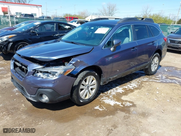 2018 Subaru Outback Premium with VIN 4S4BSAFC9J3320701, listed as a IAAI auction lot 41963840 with 230,159 mi miles. Bid and sale history available at carsss.com. Image 17.