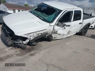 2018 Ram 1500 Express с VIN 1C6RR6KG9JS299835, выставлен на аукционе IAAI как лот 42028416 с пробегом 116 909 миль миль и . История ставок и продаж доступна на DreamBid. Изображение 17.