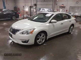 2015 Nissan Altima SL with VIN 1N4BL3AP3FC144071, listed as a IAAI auction lot 41526660 with 204,142 mi miles and . Bid and sale history available at carsss.com. Image 17.