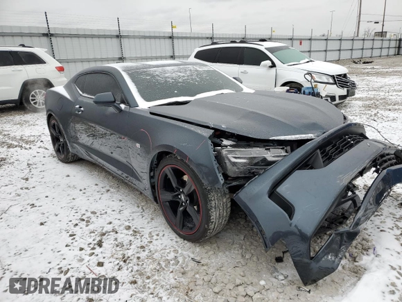 2020 Chevrolet Camaro 1LT with VIN 1G1FB1RS8L0116249, listed as a Copart auction lot 38931253 with 40,488 mi miles. Bid and sale history available at carsss.com. Image 4.