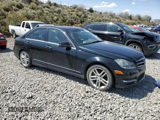2014 Mercedes-Benz C 250 Sport with VIN WDDGF4HBXEG218784, listed as a Copart auction lot 60883725 with 156,214 mi miles and Clean title. Bid and sale history available at DreamBid. Image 4.