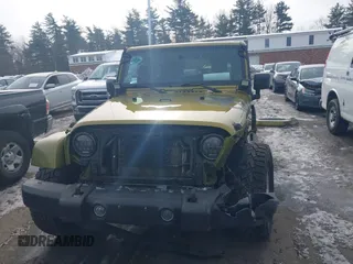 2007 Jeep Wrangler Unlimited Sahara z VIN 1J4GA59137L147257, wystawiony jako IAAI lot #41565673 z przebiegiem 187 982 mil mil oraz . Historia ofert i sprzedaży dostępna na DreamBid. Obrazek 12.