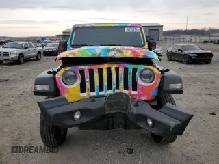 2021 Jeep Wrangler Willys with VIN 1C4HJXAG3MW637195, listed as a Copart auction lot 40757714 with 27,621 mi miles and Non repairable. Bid and sale history available at DreamBid. Image 5.