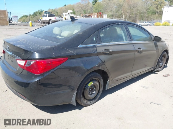 2011 Hyundai Sonata GLS with VIN 5NPEB4AC8BH107237, listed as a IAAI auction lot 42082252 with 168,246 mi miles and . Bid and sale history available at carsss.com. Image 4.