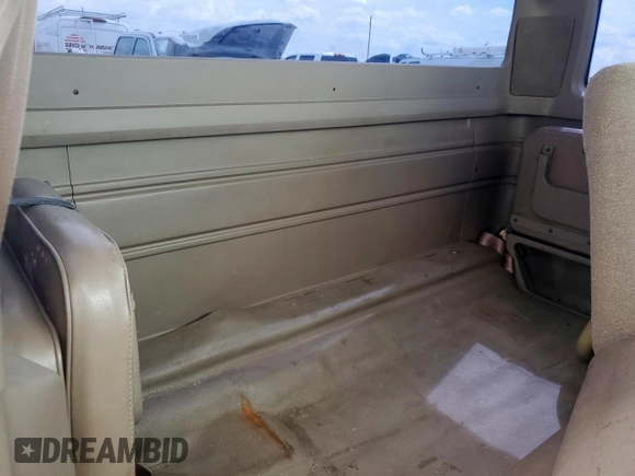 1994 Ford F-250 with VIN 1FTHX25H5RKB57176, listed as a Copart auction lot 63432875 with 188,923 mi miles and Salvage title. Bid and sale history available at DreamBid. Image 10.
