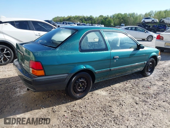 1997 Toyota Tercel CE z VIN JT2AC52L9V0210872, wystawiony jako IAAI lot #42003511 z przebiegiem 200 804 mil mil oraz . Historia ofert i sprzedaży dostępna na DreamBid. Obrazek 4.
