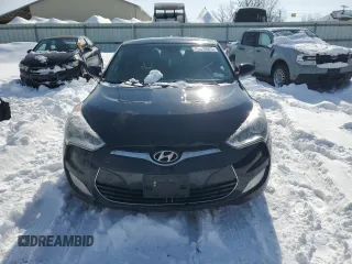 2012 Hyundai Veloster w/Gray Int with VIN KMHTC6AD1CU053050, listed as a Copart auction lot 44810925 with 152,962 mi miles and Clean title. Bid and sale history available at DreamBid. Image 5.