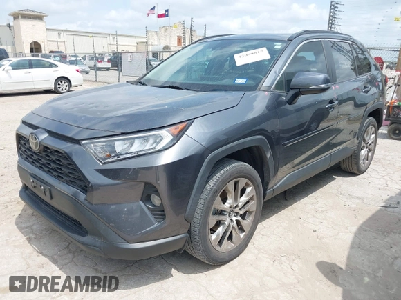 2021 Toyota RAV4 XLE Premium с VIN 2T3C1RFV9MC108170, выставлен на аукционе IAAI как лот 42099817 с пробегом 52 076 миль миль и . История ставок и продаж доступна на DreamBid. Изображение 17.