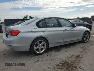 2014 BMW 3 Series 320i z VIN WBA3B1C51EP680412, wystawiony jako Copart lot #63587815 z przebiegiem 88 097 mil mil oraz Czysty tytuł • Clean title. Historia ofert i sprzedaży dostępna na DreamBid. Obrazek 3.