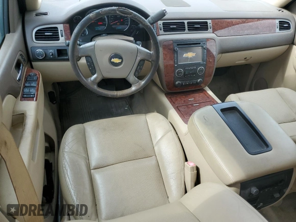 2013 Chevrolet Avalanche LTZ with VIN 3GNMCGE07DG227902, listed as a Copart auction lot 55351315 with 133,287 mi miles and Clean title. Bid and sale history available at DreamBid. Image 8.