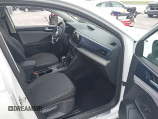 2024 Volkswagen Taos SE z VIN 3VVEX7B26RM128537, wystawiony jako IAAI lot #42344341 z przebiegiem 8 723 mil mil oraz . Historia ofert i sprzedaży dostępna na DreamBid. Obrazek 5.