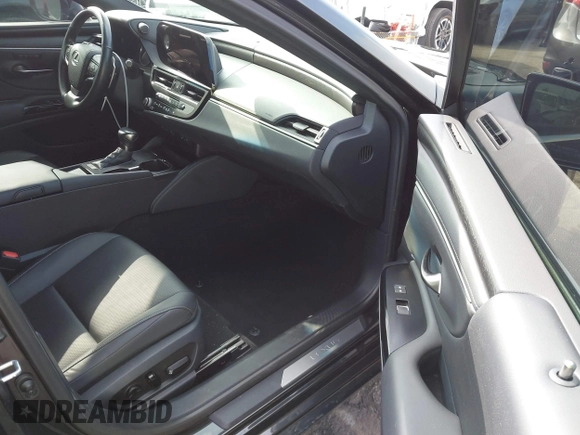 2024 Lexus ES 300h with VIN 58ADA1C14RU037328, listed as a IAAI auction lot 42334595 with 62,858 mi miles and . Bid and sale history available at DreamBid. Image 5.