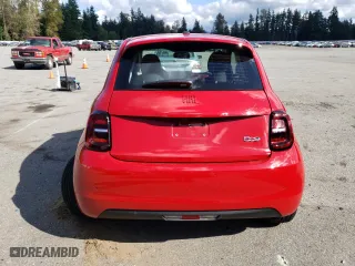 2024 FIAT 500e INSPI(RED) with VIN ZFAFFAA44RX204389, listed as a Copart auction lot 72464234 with 612 mi miles and Salvage Title. Bid and sale history available at carsss.com. Image 6.