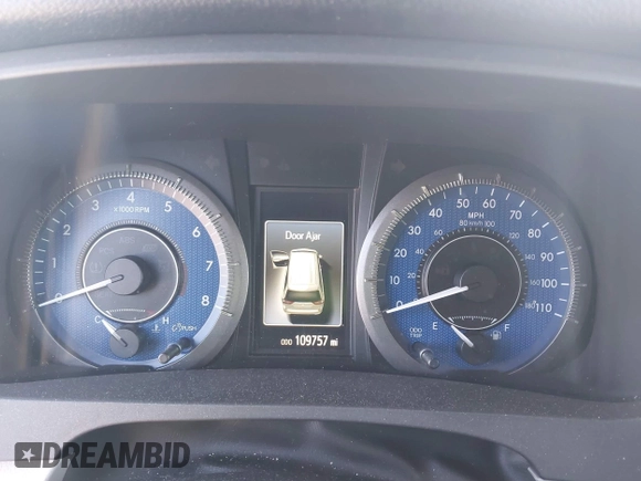 2018 Toyota Sienna LE Auto Access Seat with VIN 5TDKZ3DC1JS946224, listed as a IAAI auction lot 41935799 with 109,757 mi miles and . Bid and sale history available at DreamBid. Image 7.