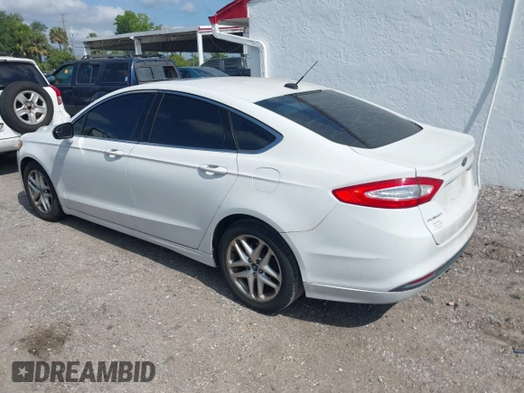 2013 Ford Fusion SE with VIN 3FA6P0HR9DR185038, listed as a IAAI auction lot 42104424 with 174,354 mi miles. Bid and sale history available at carsss.com. Image 3.