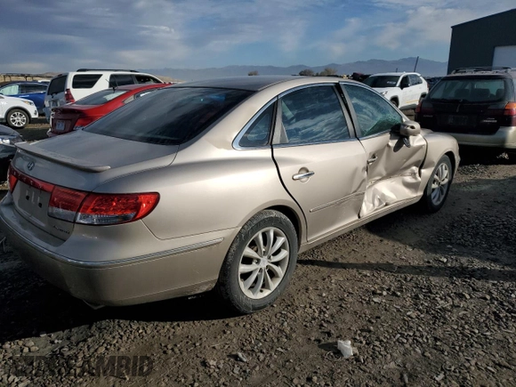 2007 Hyundai Azera SE z VIN KMHFC46F47A187747, wystawiony jako Copart lot #80963194 z przebiegiem 113 742 mil mil oraz Szkoda całkowita • Salvage title. Historia ofert i sprzedaży dostępna na DreamBid. Obrazek 3.