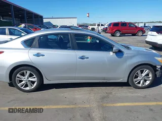 2013 Nissan Altima SV with VIN 1N4AL3AP7DC112135, listed as a IAAI auction lot 41720386 with 171,721 mi miles and . Bid and sale history available at carsss.com. Image 14.