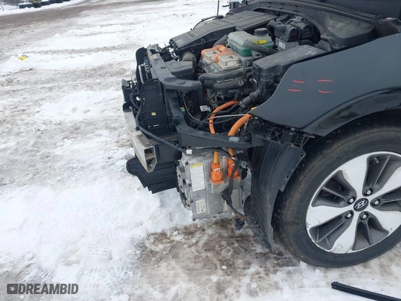 2019 Hyundai Ioniq Plug-In Hybrid Limited with VIN KMHC75LD7KU147976, listed as a IAAI auction lot 41059527 with NaN miles. Bid and sale history available at carsss.com. Image 18.