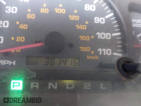 1999 Toyota 4Runner SR5 z VIN JT3GN86R4X0129944, wystawiony jako IAAI lot #41537597 z przebiegiem 361 416 mil mil oraz . Historia ofert i sprzedaży dostępna na DreamBid. Obrazek 15.