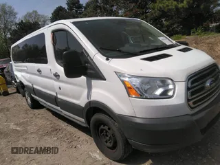 2015 Ford Transit XL с VIN 1FBZX2ZM7FKA31185, выставлен на аукционе IAAI как лот 36403910 с пробегом 193 000 миль миль и . История ставок и продаж доступна на DreamBid. Изображение 1.