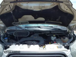 2015 Ford Transit Cargo z VIN 1FTNR2CM9FKB05431, wystawiony jako IAAI lot #42486662 z przebiegiem Nie podano mil oraz . Historia ofert i sprzedaży dostępna na DreamBid. Obrazek 10.