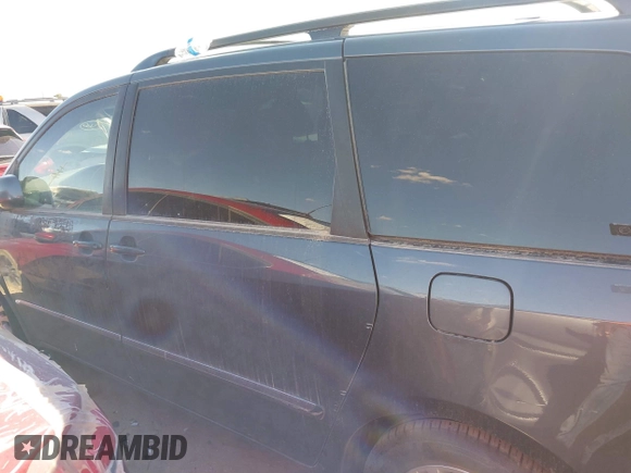 2009 Toyota Sienna XLE with VIN 5TDZK22C99S244857, listed as a IAAI auction lot 41114494 with 135,750 mi miles and . Bid and sale history available at DreamBid. Image 14.